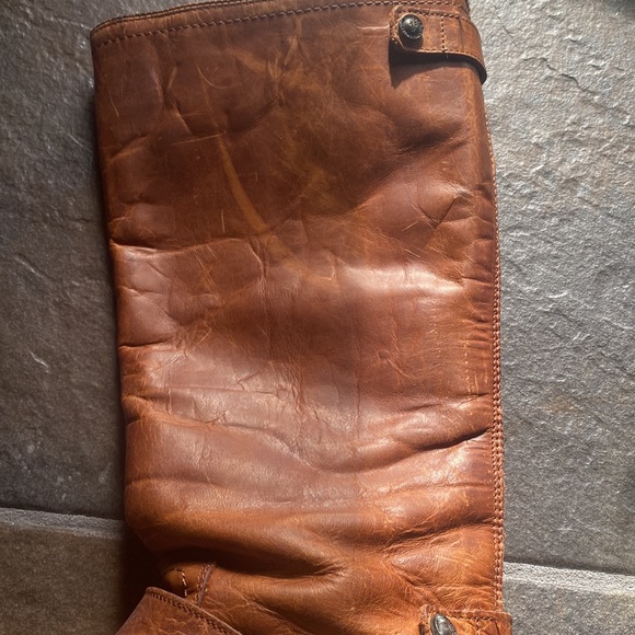 Frye Veronica Back Zip Cognac (brown) Boot size 9 - Picture 9 of 9